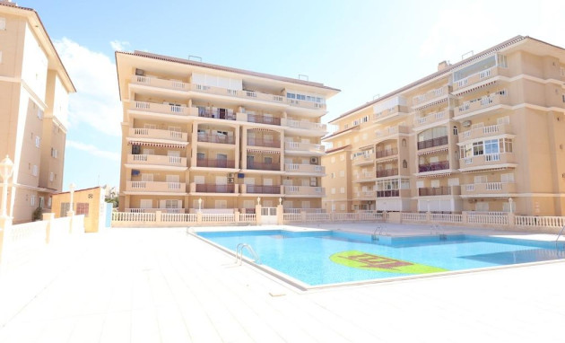 Herverkoop - Apartment - Torrevieja - La Mata
