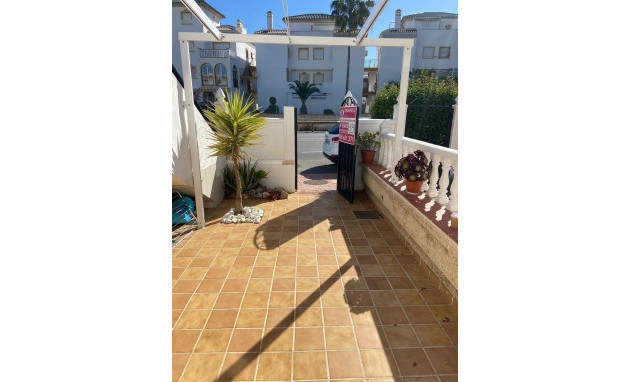 Herverkoop - Bungalow - Gelijkvloers - Torrevieja - Torre la mata
