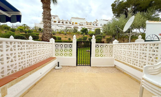 Herverkoop - Bungalow - Gelijkvloers - Torrevieja - Torre la mata
