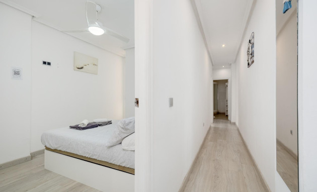 Herverkoop - Apartment - Torrevieja - Centro