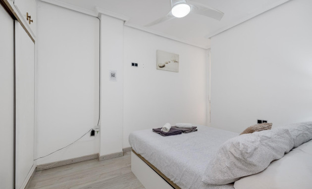 Herverkoop - Apartment - Torrevieja - Centro