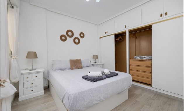 Herverkoop - Apartment - Torrevieja - Centro