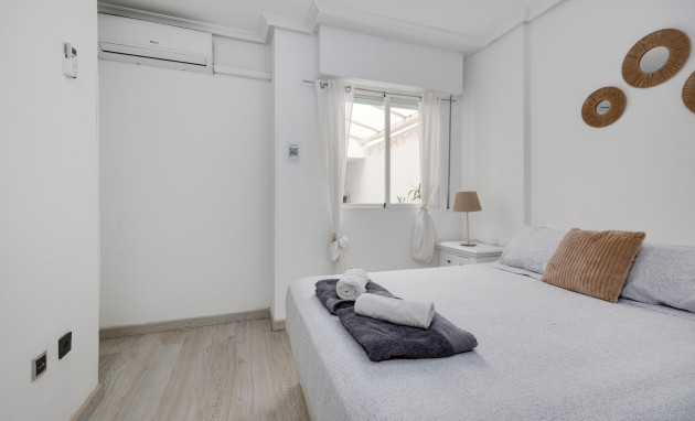 Herverkoop - Apartment - Torrevieja - Centro