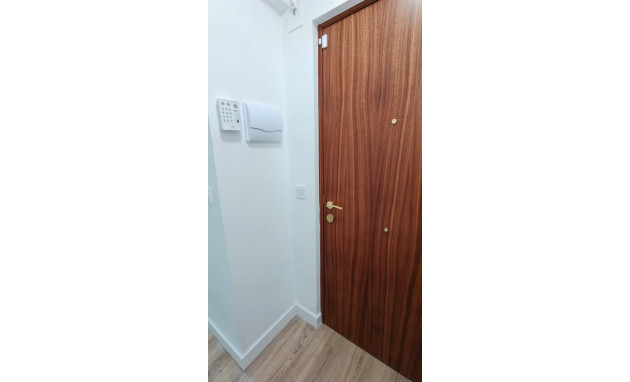 Herverkoop - Apartment - Torrevieja - Torrevieja - Centre