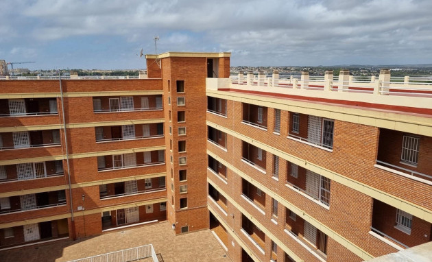 Herverkoop - Apartment - Torrevieja - Playa Los Naufragos