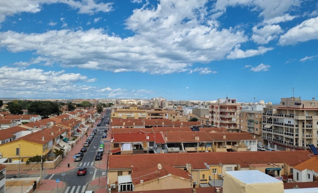 Herverkoop - Apartment - Torrevieja - Playa Los Naufragos
