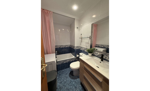 Herverkoop - Apartment - Torrevieja - Torre La Mata