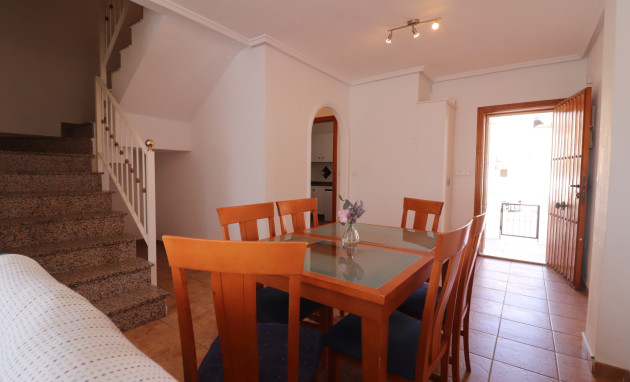 Herverkoop - Detached Villa - San Miguel de Salinas - Lake View Mansions