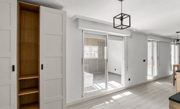 Herverkoop - Apartment - Torrevieja - Torrevieja - Centre