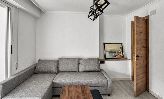 Herverkoop - Apartment - Torrevieja - Torrevieja - Centre