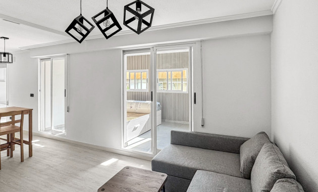 Herverkoop - Apartment - Torrevieja - Torrevieja - Centre