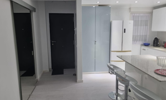 Herverkoop - Apartment - Torrevieja - Playa Los Naufragos