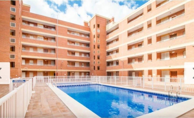 Herverkoop - Apartment - Torrevieja - Playa Los Naufragos