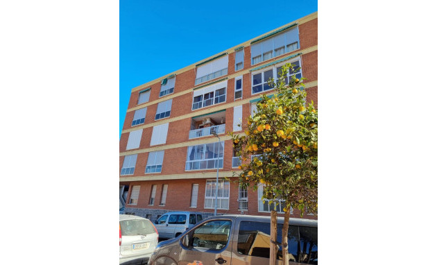 Herverkoop - Apartment - Torrevieja - Playa Los Naufragos