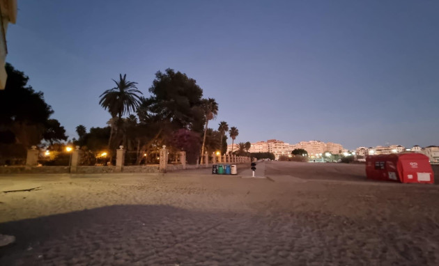 Herverkoop - Apartment - Torrevieja - Playa Los Naufragos