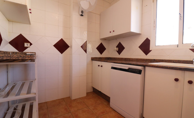 Herverkoop - Detached Villa - San Miguel de Salinas - Lake View Mansions