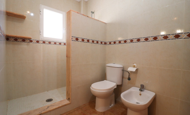 Herverkoop - Detached Villa - San Miguel de Salinas - Lake View Mansions
