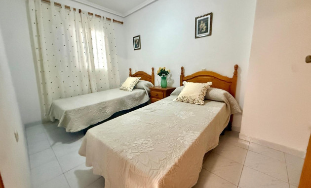 Herverkoop - Apartment - Torrevieja - Los Europeos