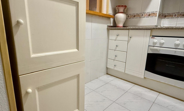 Herverkoop - Apartment - Torrevieja - Los Europeos