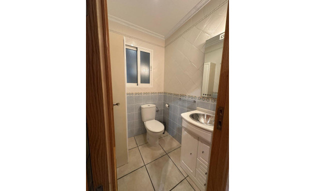 Herverkoop - Apartment - Torrevieja - La Mata pueblo
