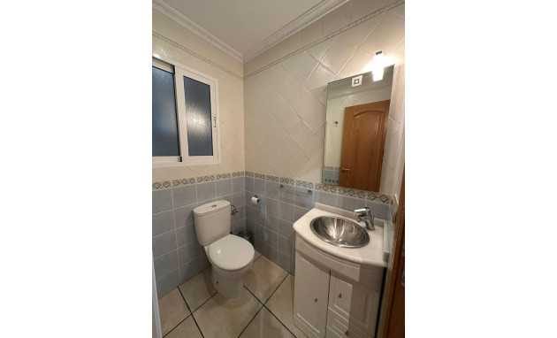 Herverkoop - Apartment - Torrevieja - La Mata pueblo