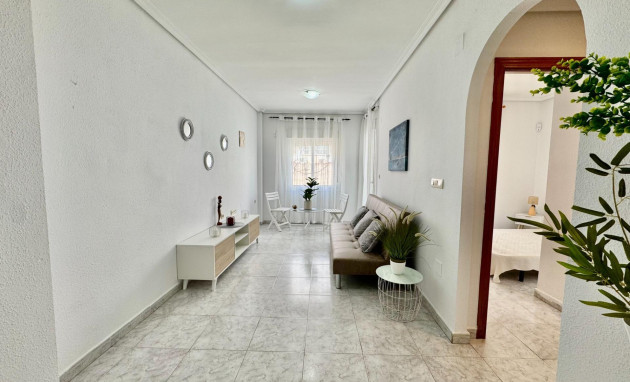 Resale - Apartment - Torrevieja - torrevieja