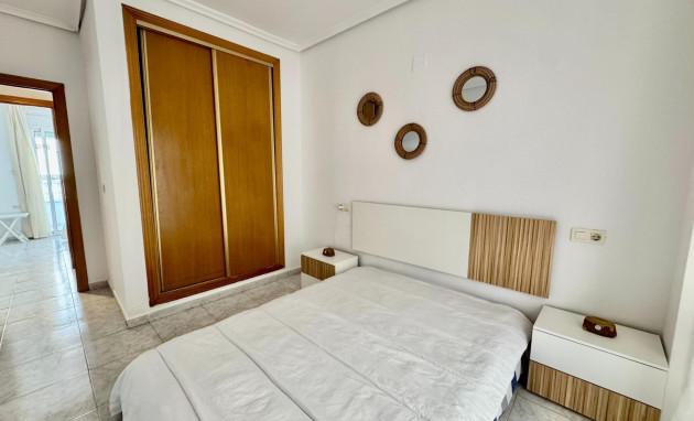Resale - Apartment - Torrevieja - torrevieja