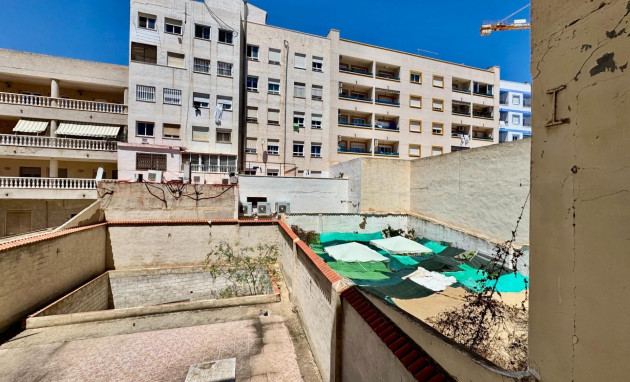 Resale - Apartment - Torrevieja - torrevieja