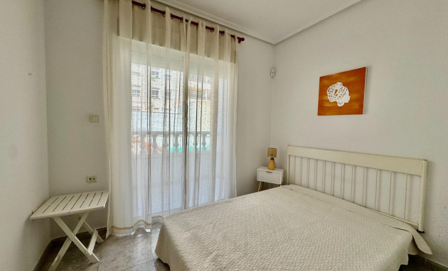 Resale - Apartment - Torrevieja - torrevieja
