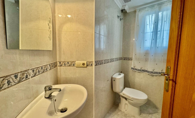 Resale - Apartment - Torrevieja - torrevieja