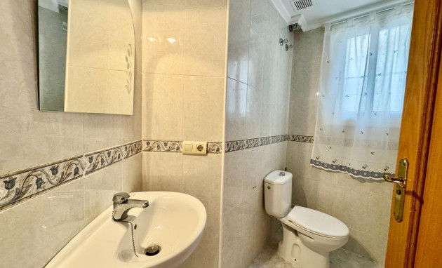 Resale - Apartment - Torrevieja - torrevieja