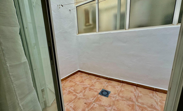 Resale - Apartment - Torrevieja - torrevieja