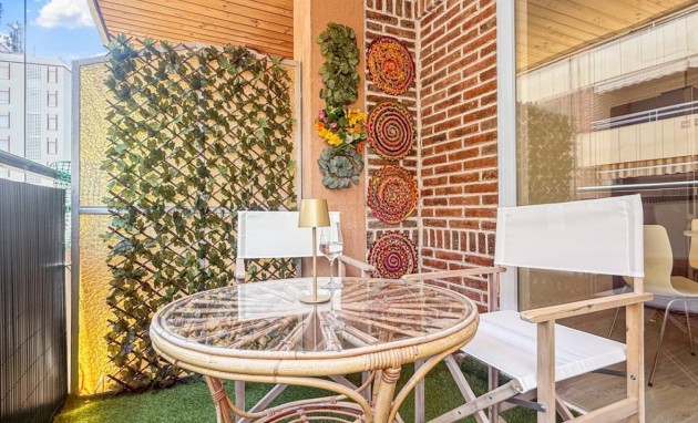 Herverkoop - Apartment - Torrevieja - Playa Acequion