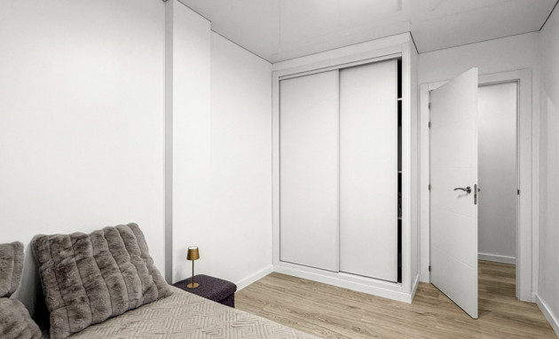 Herverkoop - Apartment - Torrevieja - Playa Acequion