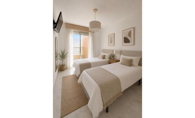 Herverkoop - Apartment - Torrevieja - Playa del Cura