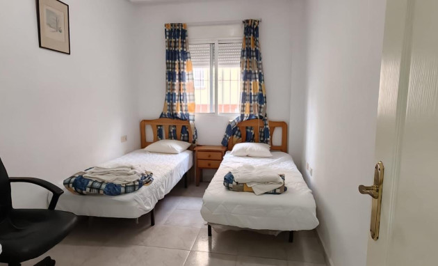 Herverkoop - Apartment - Torrevieja - Playa de los locos