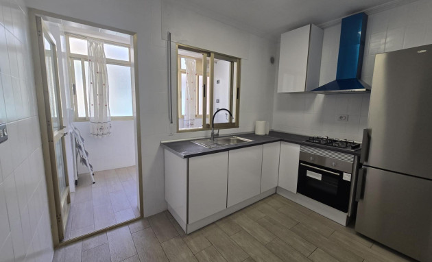 Herverkoop - Apartment - Torrevieja - Acequion