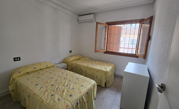 Herverkoop - Apartment - Torrevieja - Acequion