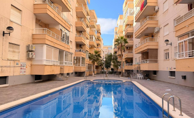 Herverkoop - Apartment - Torrevieja - Acequion