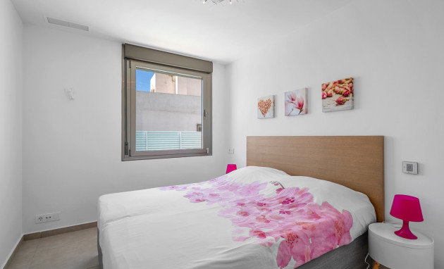 Herverkoop - Detached Villa - La Marina - La Marina - Urbanization