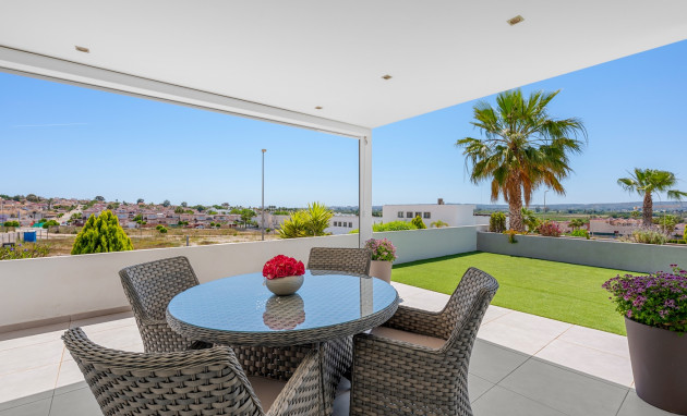 Herverkoop - Detached Villa - La Marina - La Marina - Urbanization