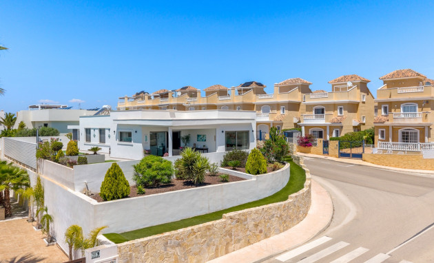 Herverkoop - Detached Villa - La Marina - La Marina - Urbanization