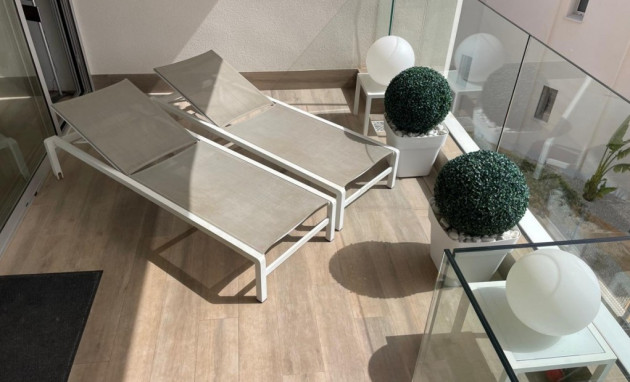 Resale - Apartment - Villamartin