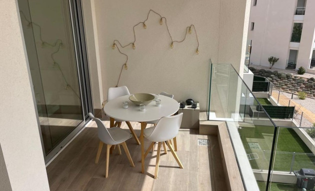 Resale - Apartment - Villamartin