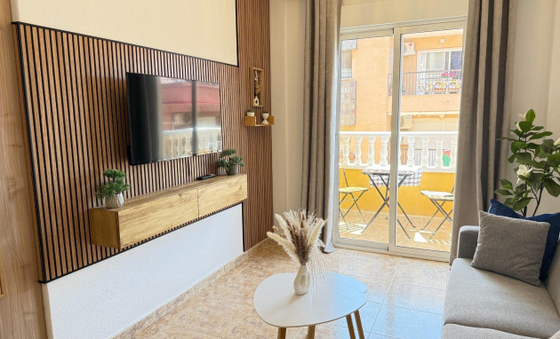 Herverkoop - Apartment - Torrevieja - Los Europeos