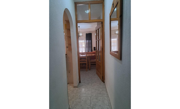 Herverkoop - Apartment - Torrevieja - Centro