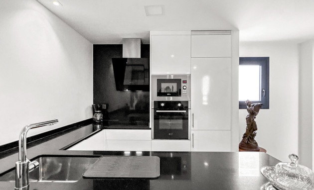 Herverkoop - Apartment - Orihuela Costa - Los Altos
