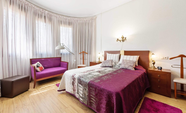 Resale - Villa - Orihuela Costa - Campoamor