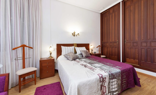 Resale - Villa - Orihuela Costa - Campoamor