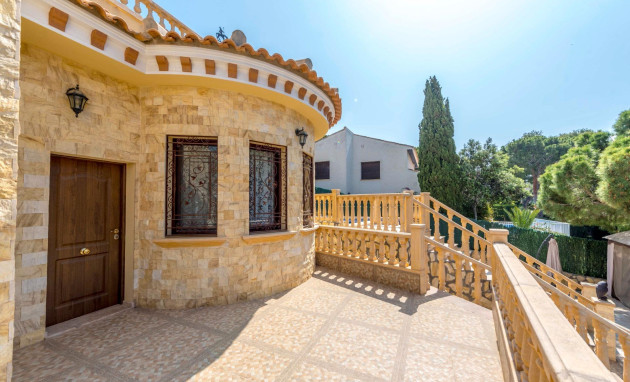 Resale - Villa - Orihuela Costa - Campoamor